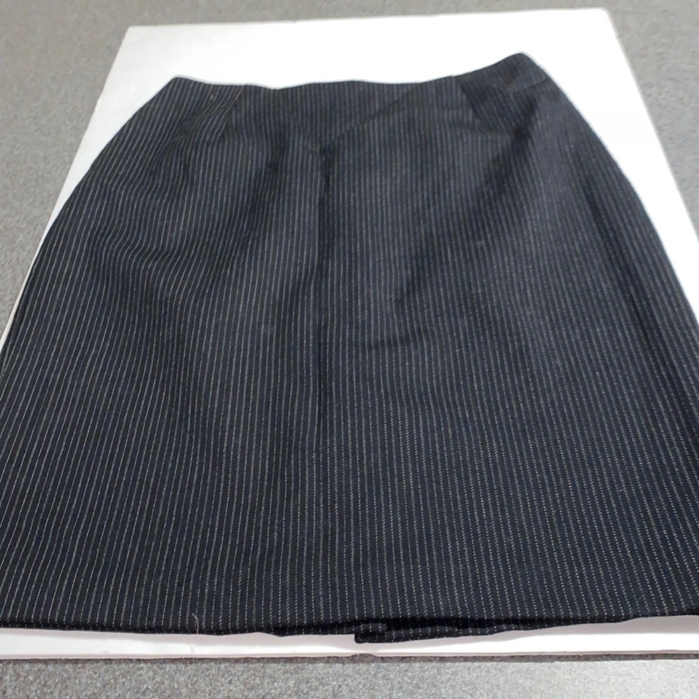 Alia skirt women’s color black midi skirt